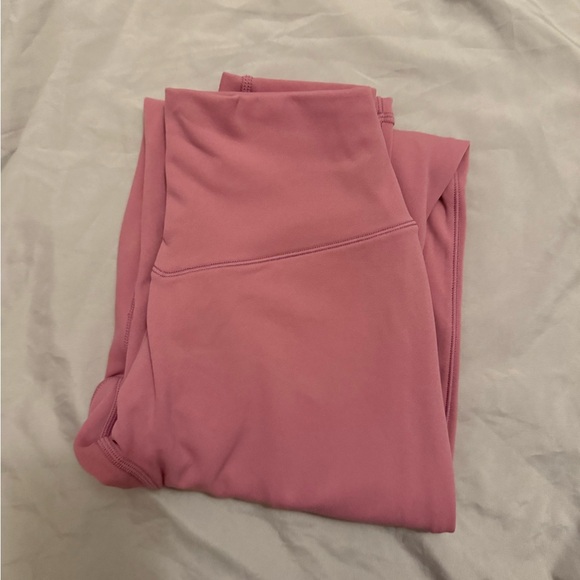 BuffBunny Aggressive Scrunch Leggings - Picture 4 of 5